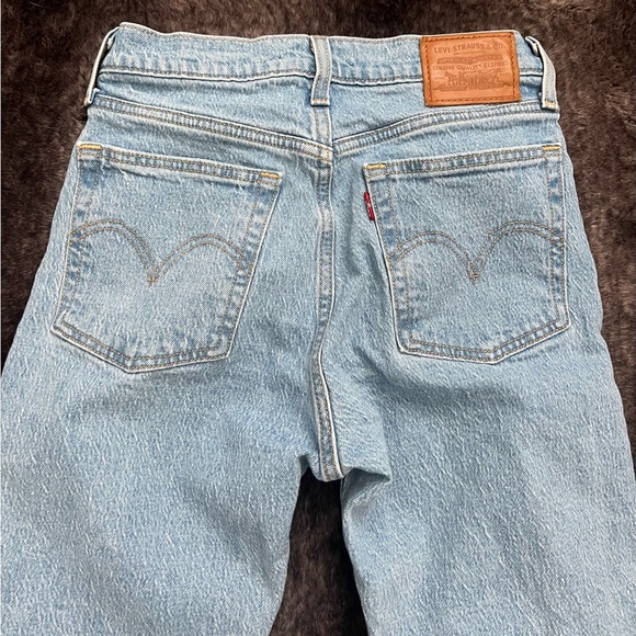 Levi’s Denim Jeans - Picture 3 of 5